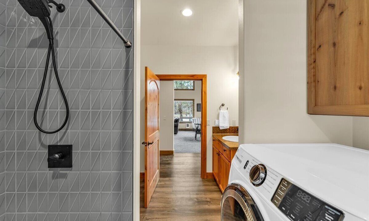 Photo of Others in Naches