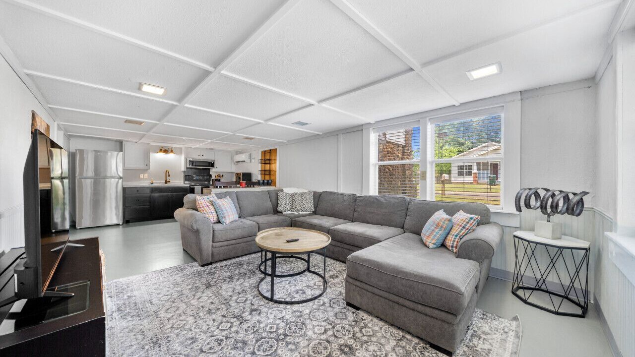Photo of Livingroom in Russellville