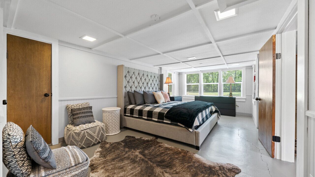 Photo of Bedroom in Russellville