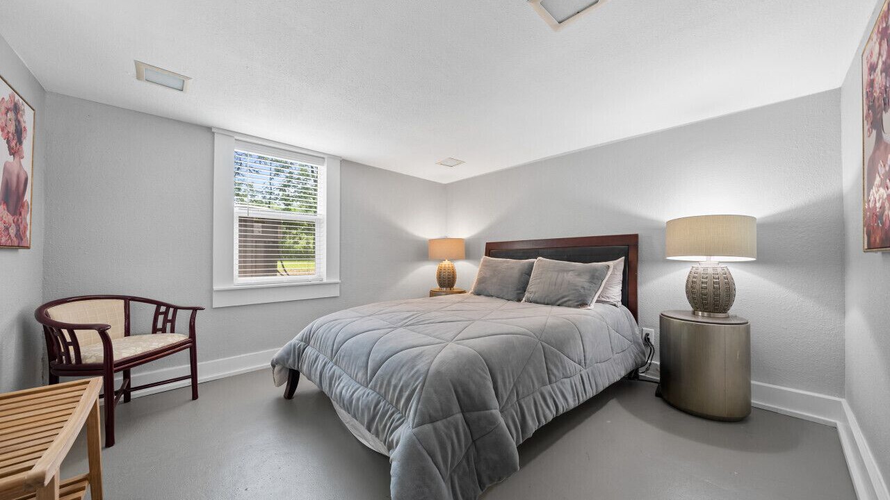 Photo of Bedroom in Russellville