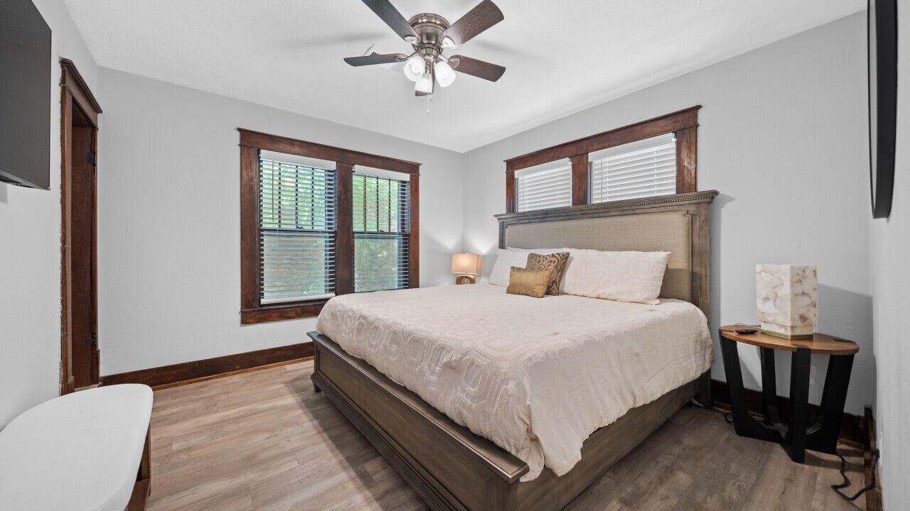 Photo of Bedroom in Russellville