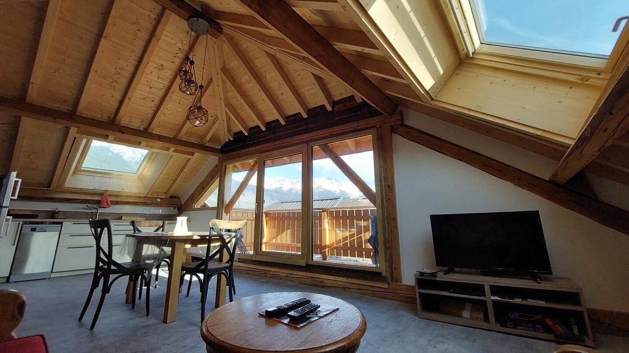 Photo of Others in Aiton