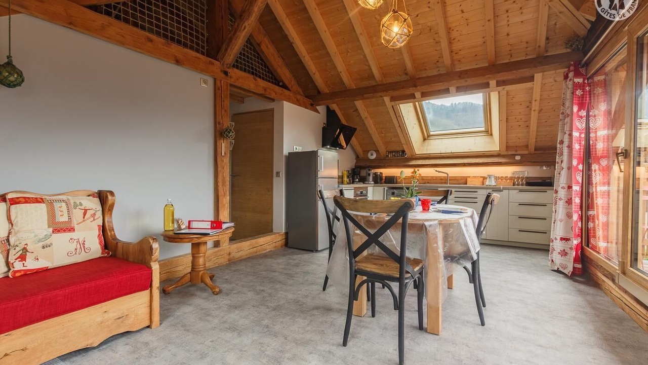 Photo of Others in Aiton