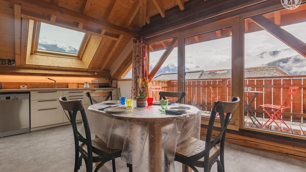 Photo of Others in Aiton