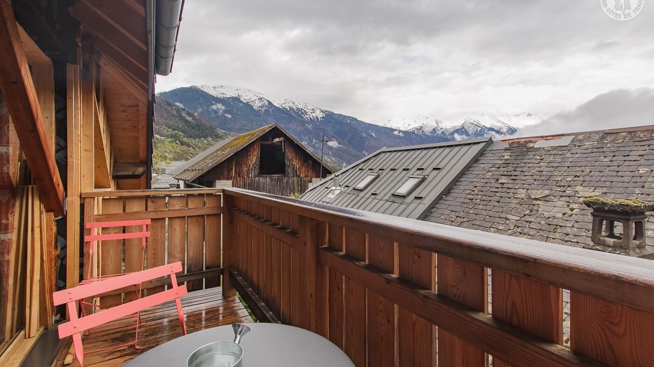 Photo of Outdoor in Aiton