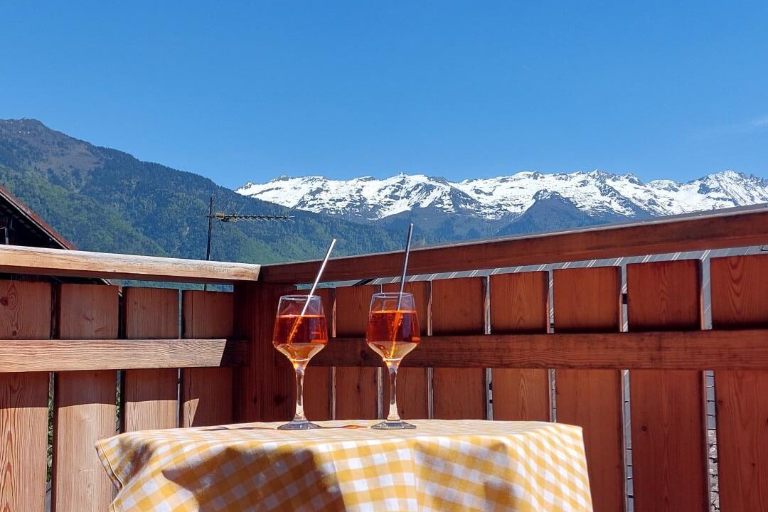 Photo of Outdoor in Aiton