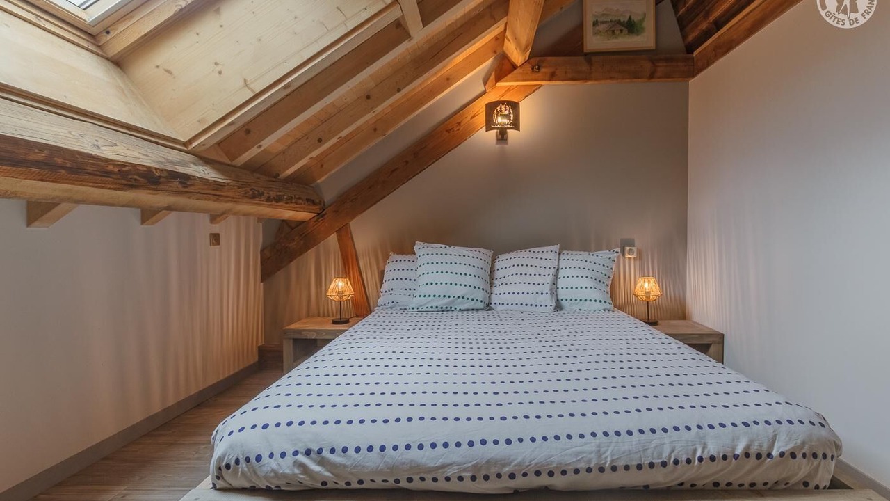 Photo of Bedroom in Aiton