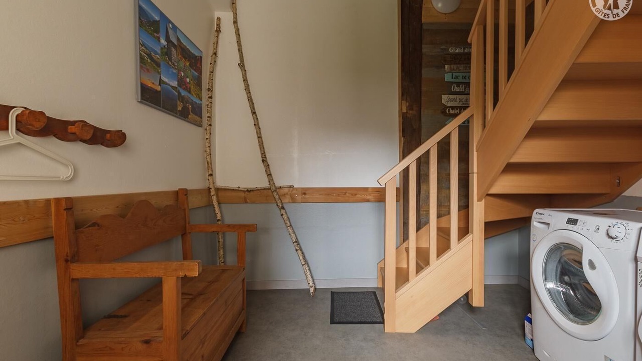 Photo of Others in Aiton