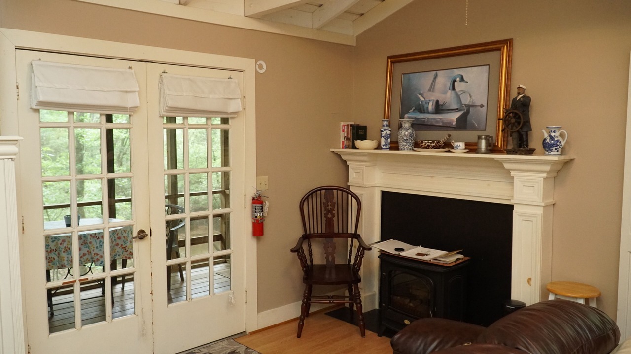 Photo of Livingroom in Nacogdoches