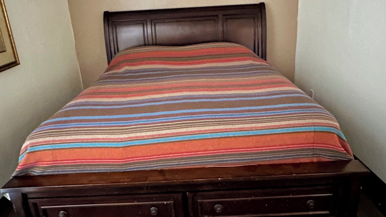 Photo of Bedroom in Solomon