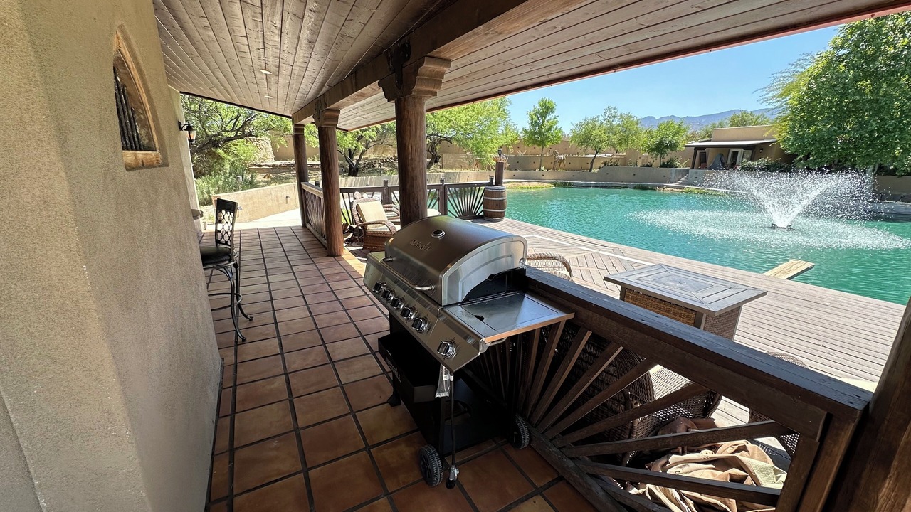 Photo of Patio Balcony in Solomon