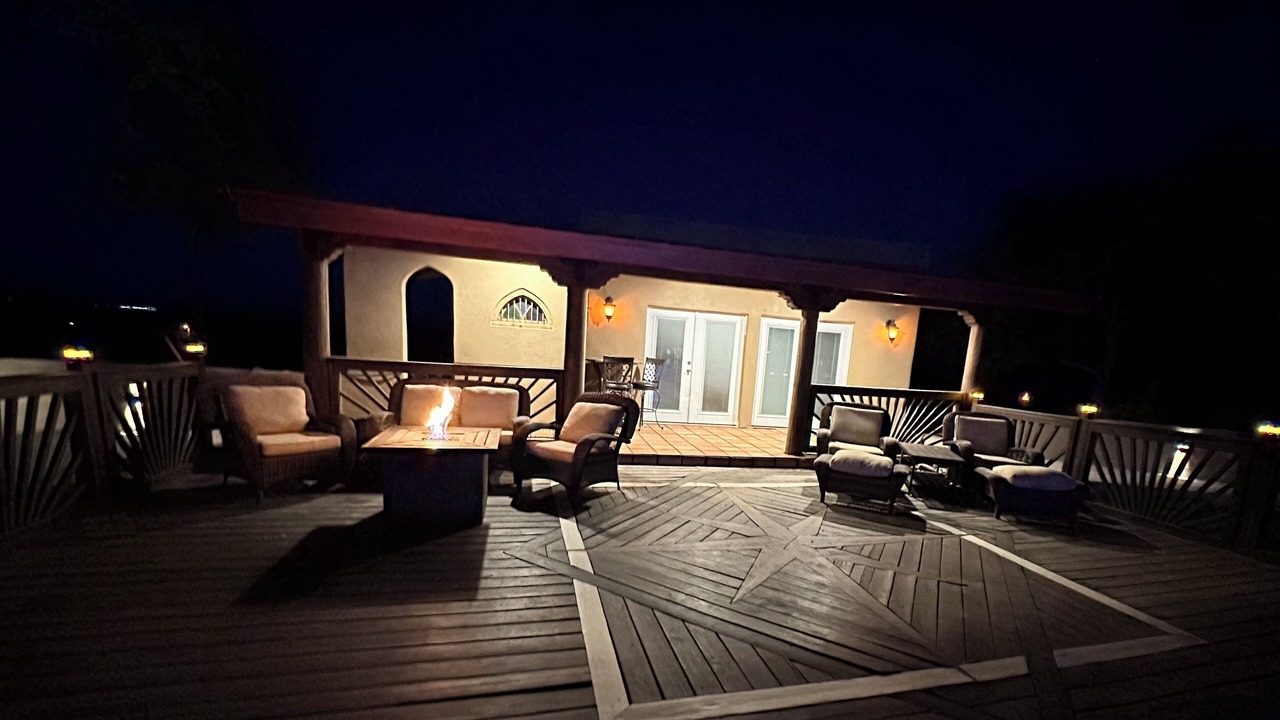 Photo of Patio Balcony in Solomon