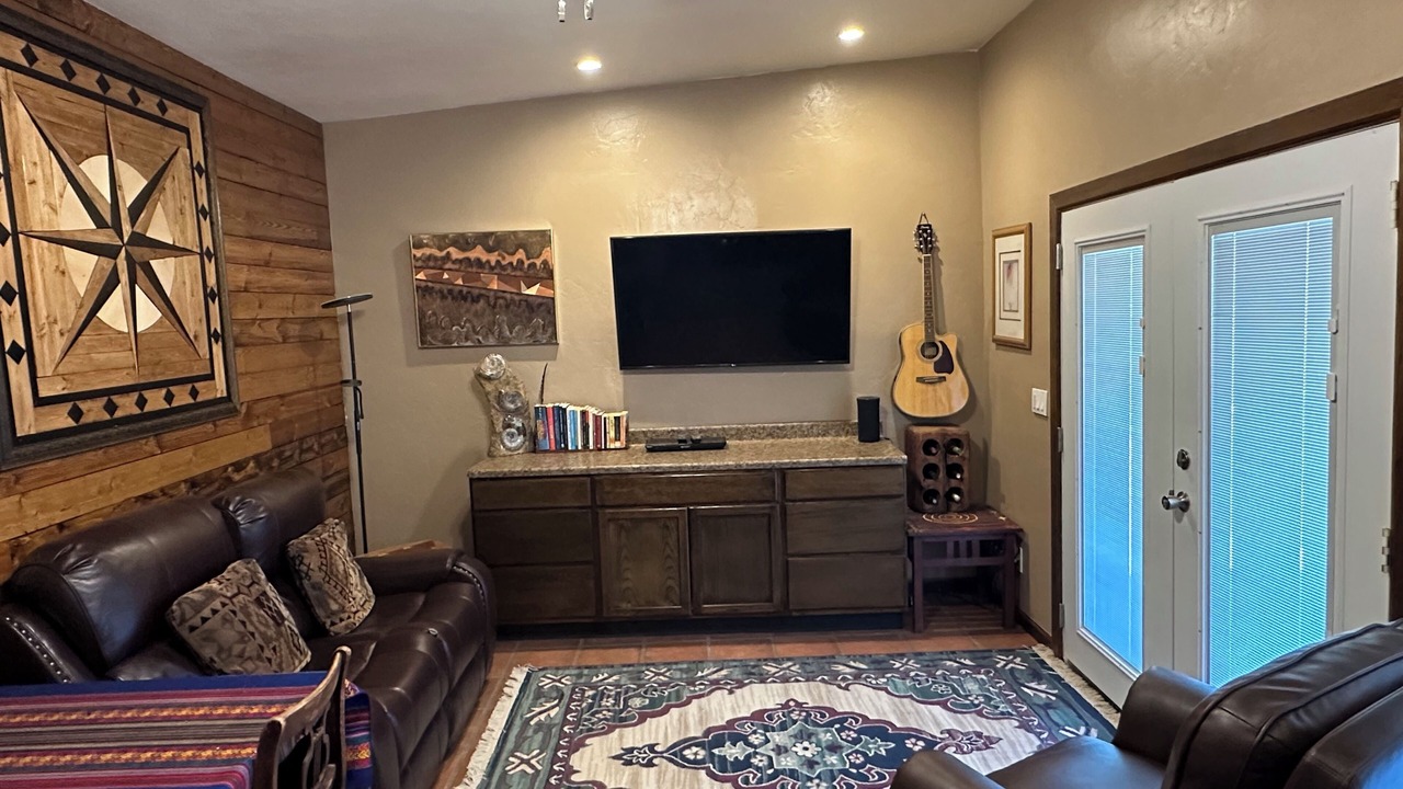 Photo of Livingroom in Solomon