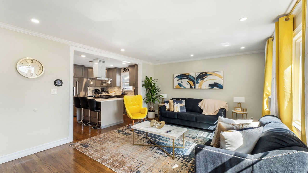 Photo of Livingroom in Irvington