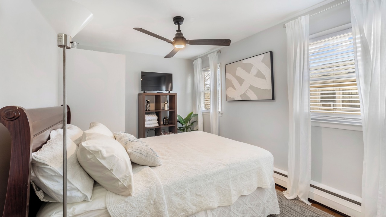 Photo of Bedroom in Irvington