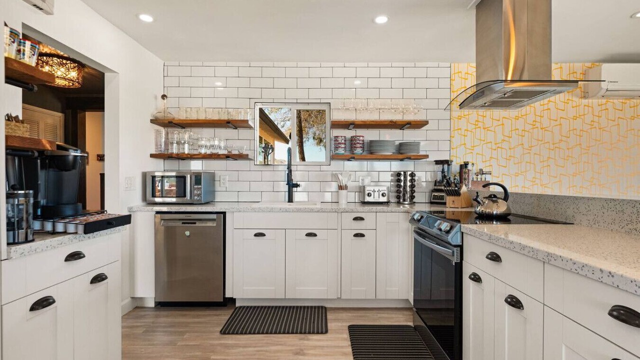 Photo of Kitchen in Landers