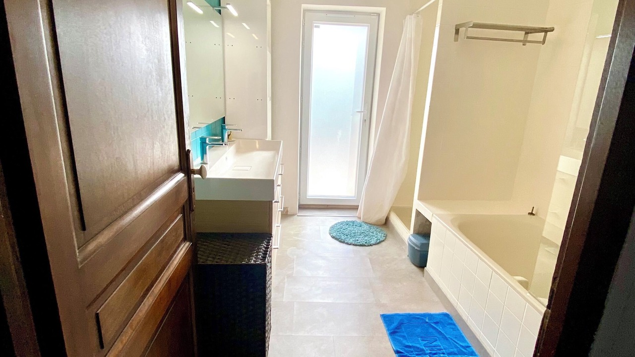 Photo of Bathroom in Piolenc