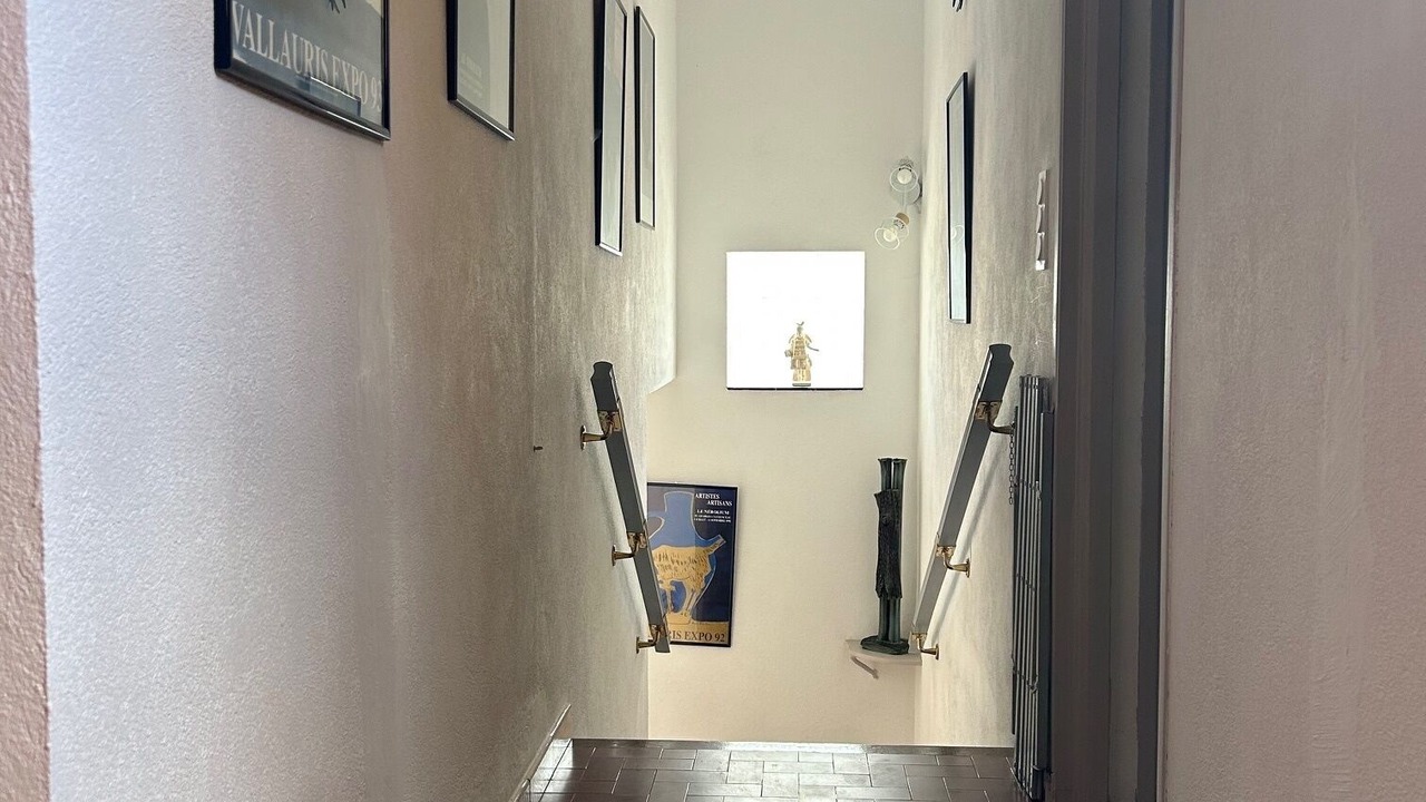 Photo of Others in Mons