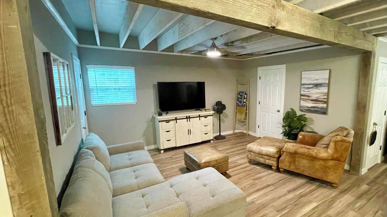 Photo of Livingroom in Bryan