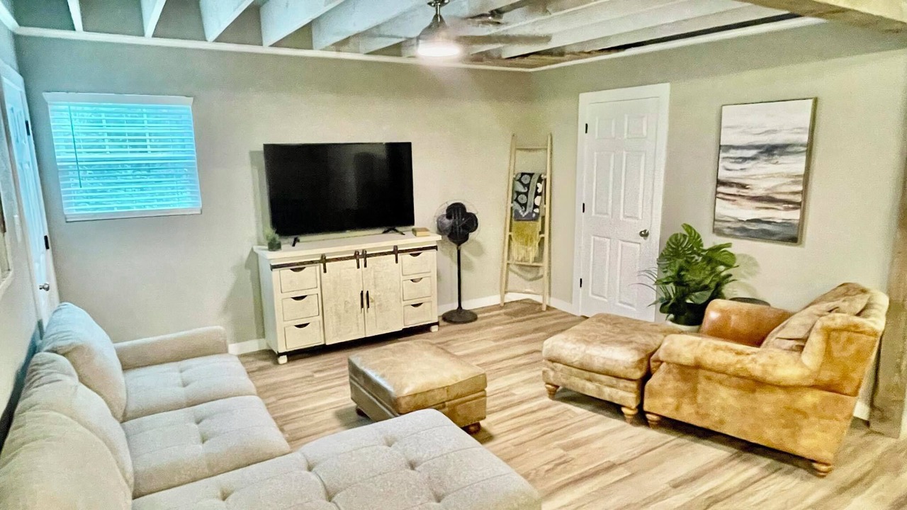 Photo of Livingroom in Bryan