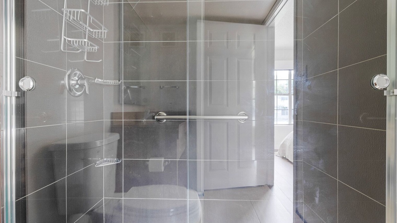 Photo of Bathroom in Gateway