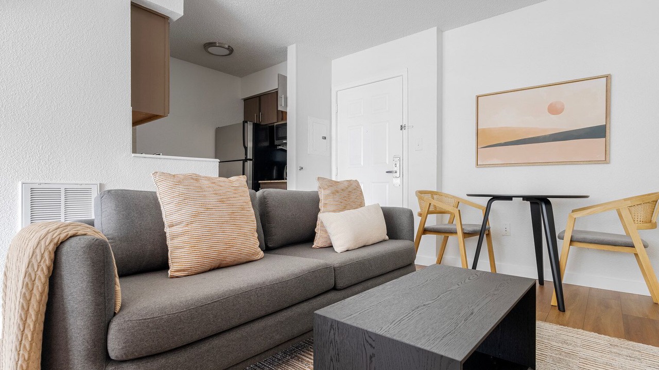 Photo of Livingroom in Gateway