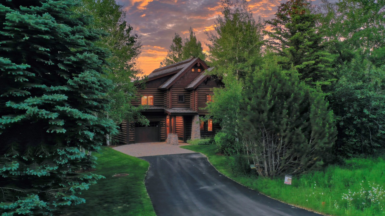 Photo of Outdoor in Victor