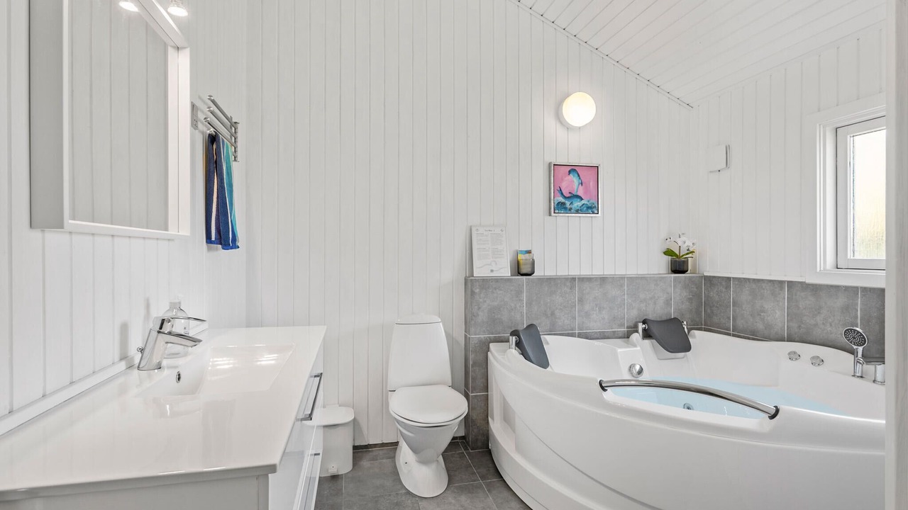 Photo of Bathroom in Østerskov