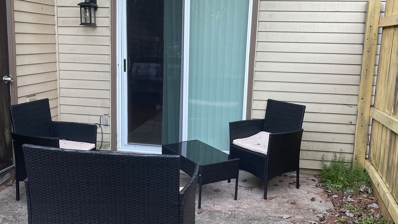 Photo of Patio Balcony in Stone Mountain