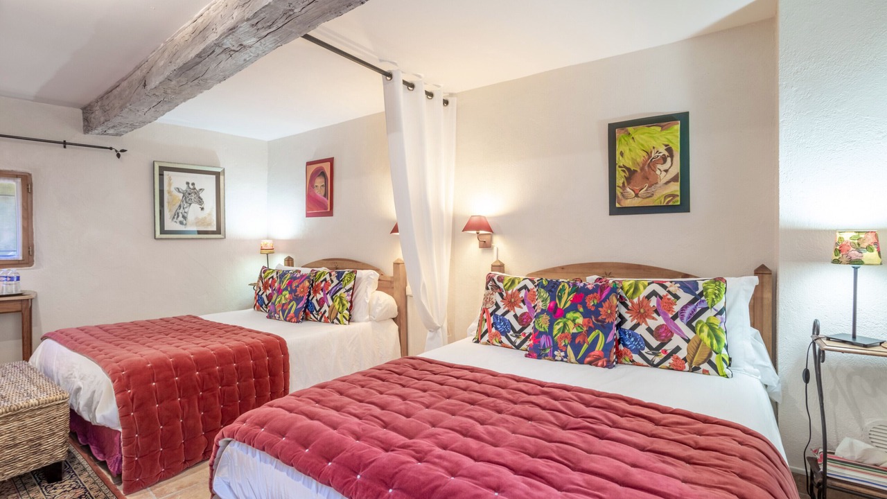 Photo of Bedroom in Sainte-Colombe-de-la-Commanderie