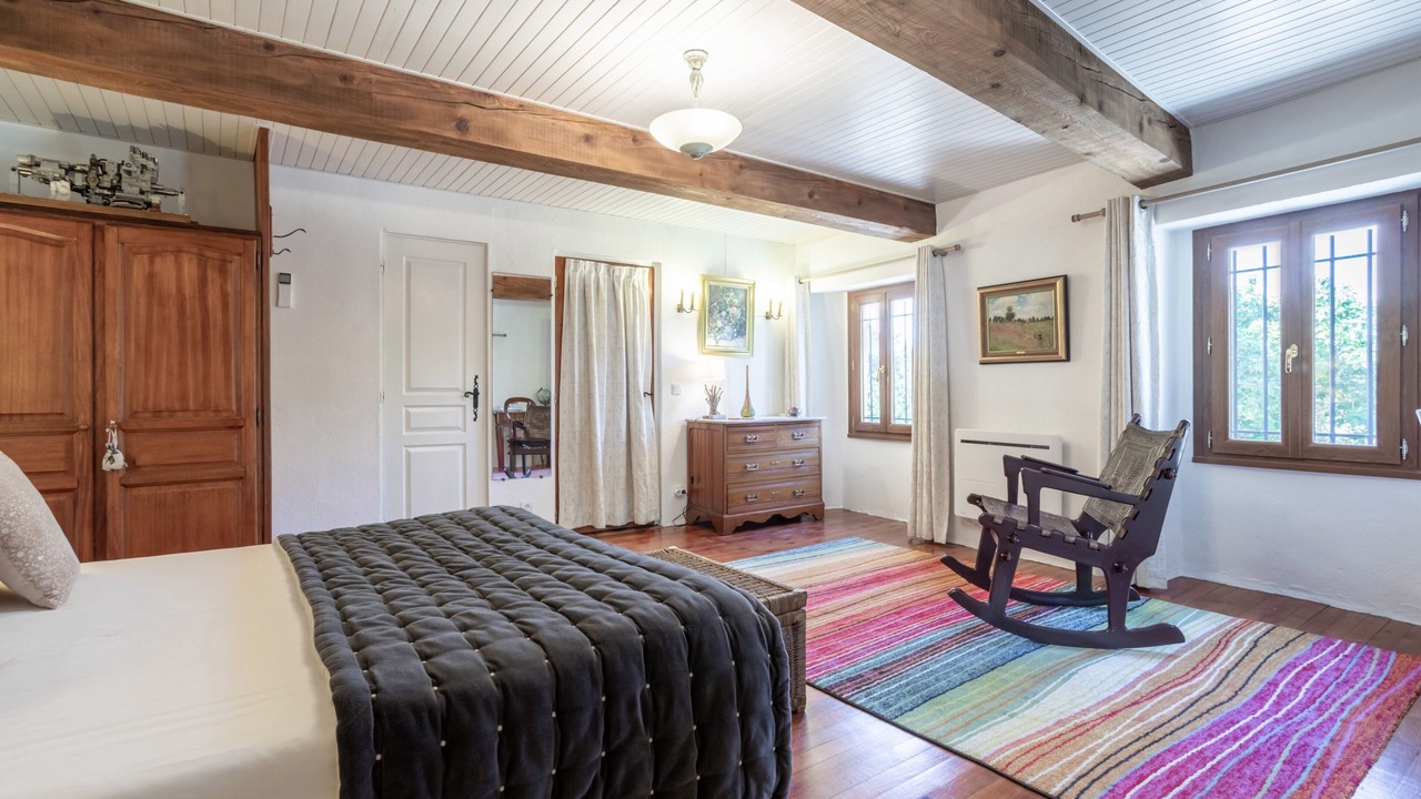 Photo of Bedroom in Sainte-Colombe-de-la-Commanderie