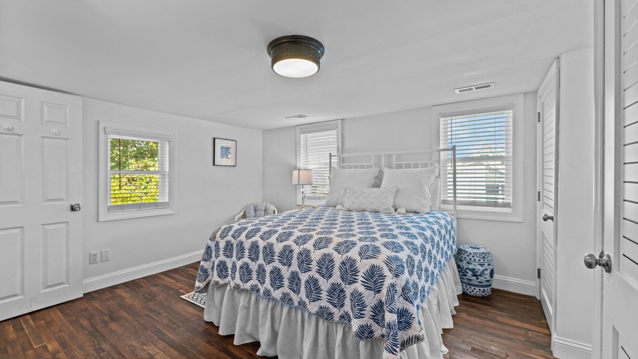 Photo of Bedroom in Oriental