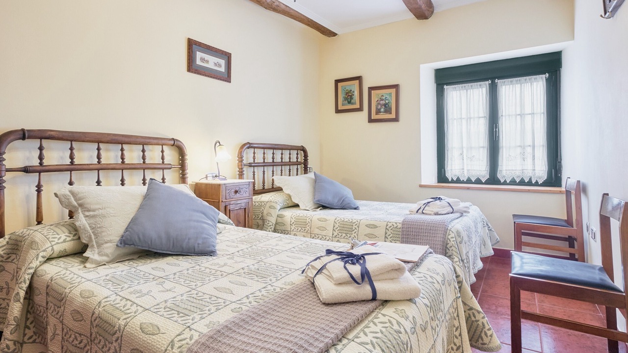Photo of Bedroom in La Pola de Gordon