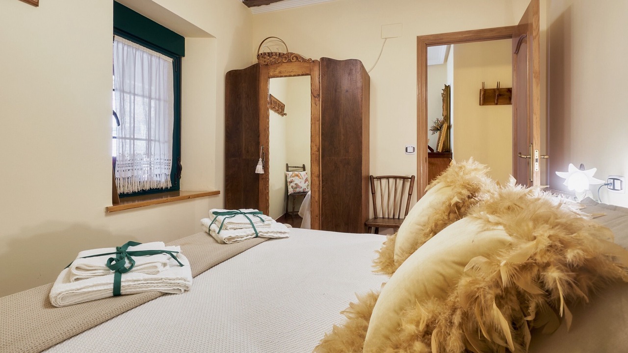 Photo of Bedroom in La Pola de Gordon