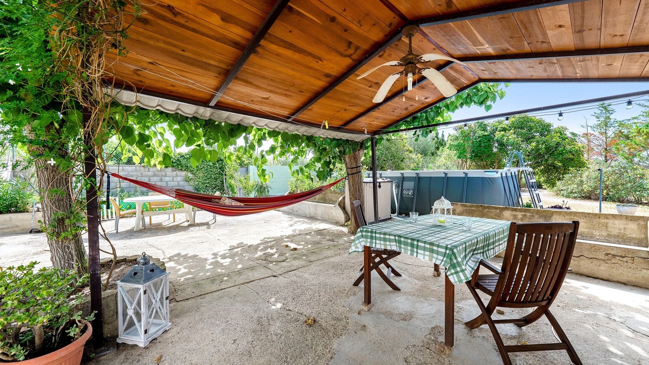 Photo of Outdoor in Botarell