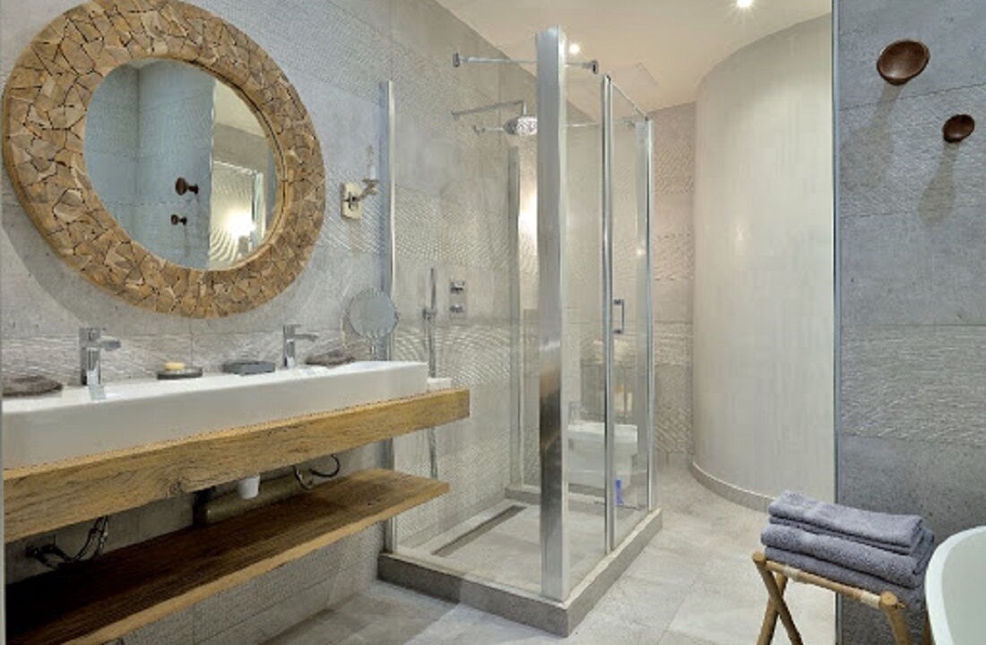 Photo of Bathroom in Saint-Thomas-d'Aquin