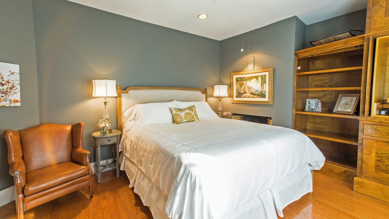 Photo of Bedroom in St. Helena