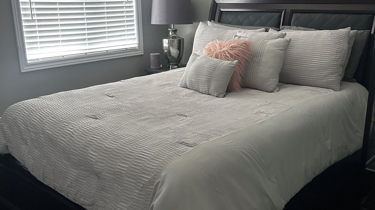 Photo of Bedroom in Doon South