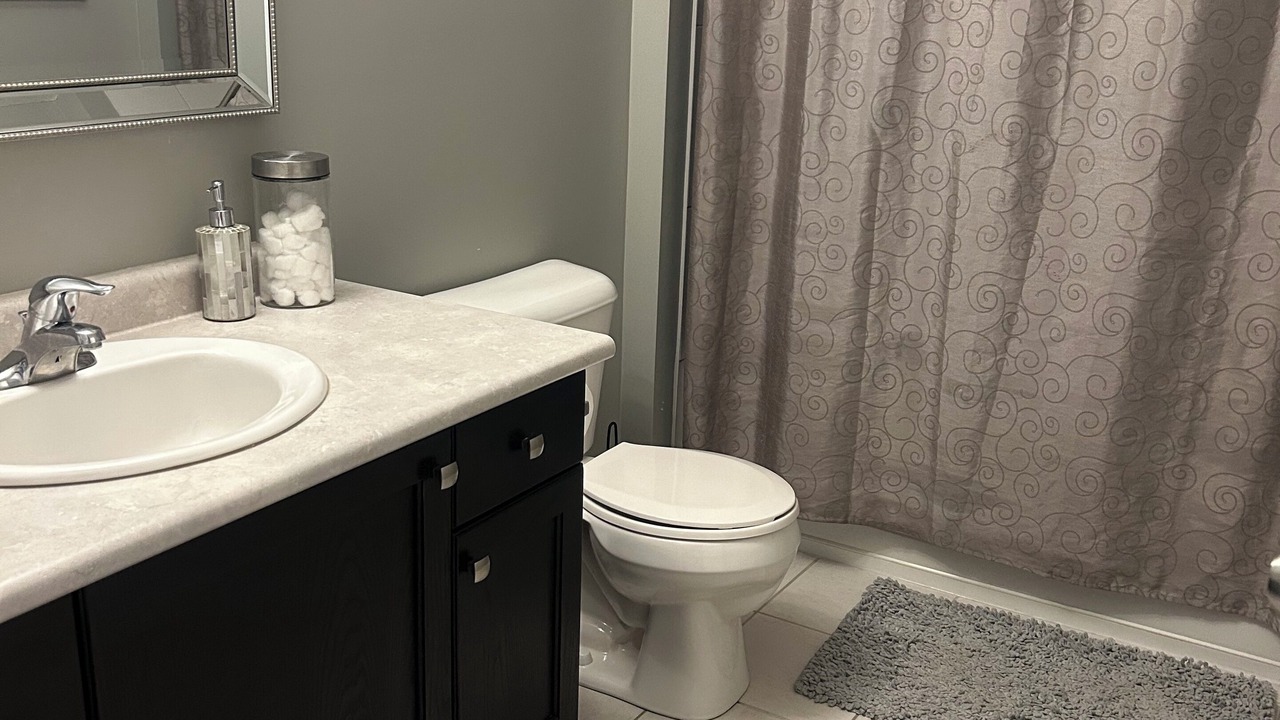 Photo of Bathroom in Doon South