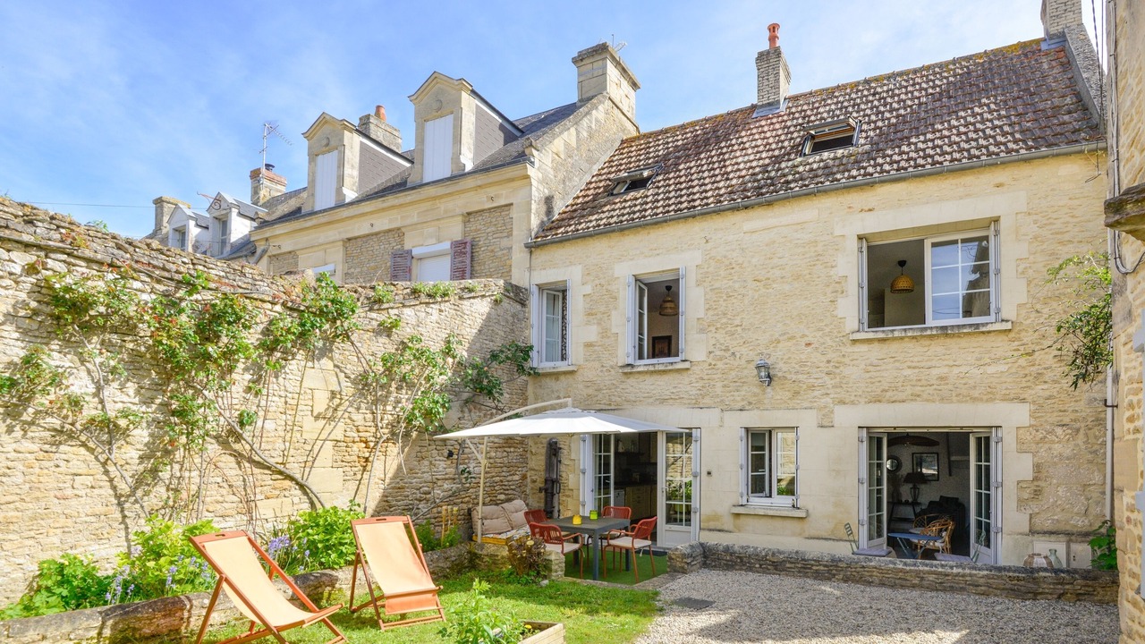 Photo of Outdoor in Bernieres-sur-Mer