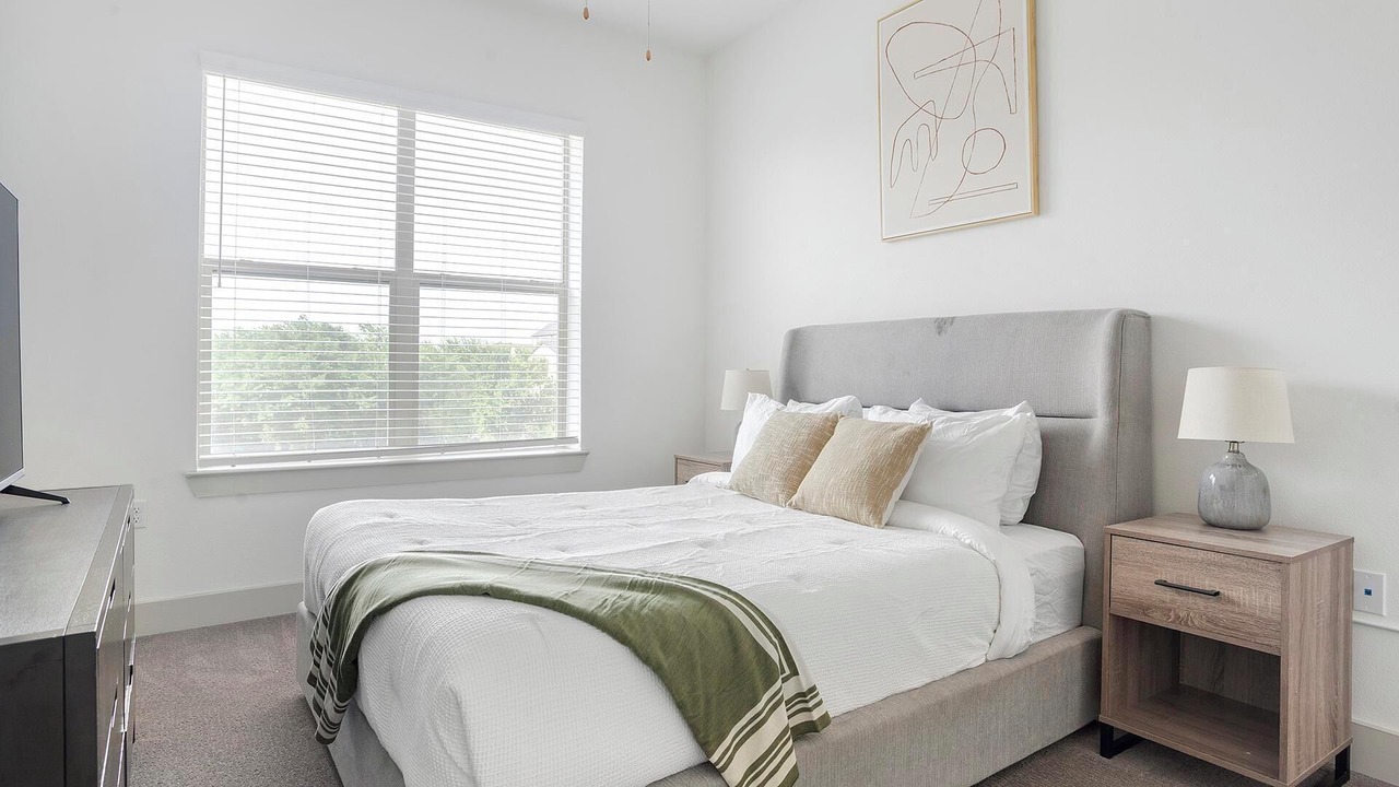 Photo of Bedroom in Montopolis