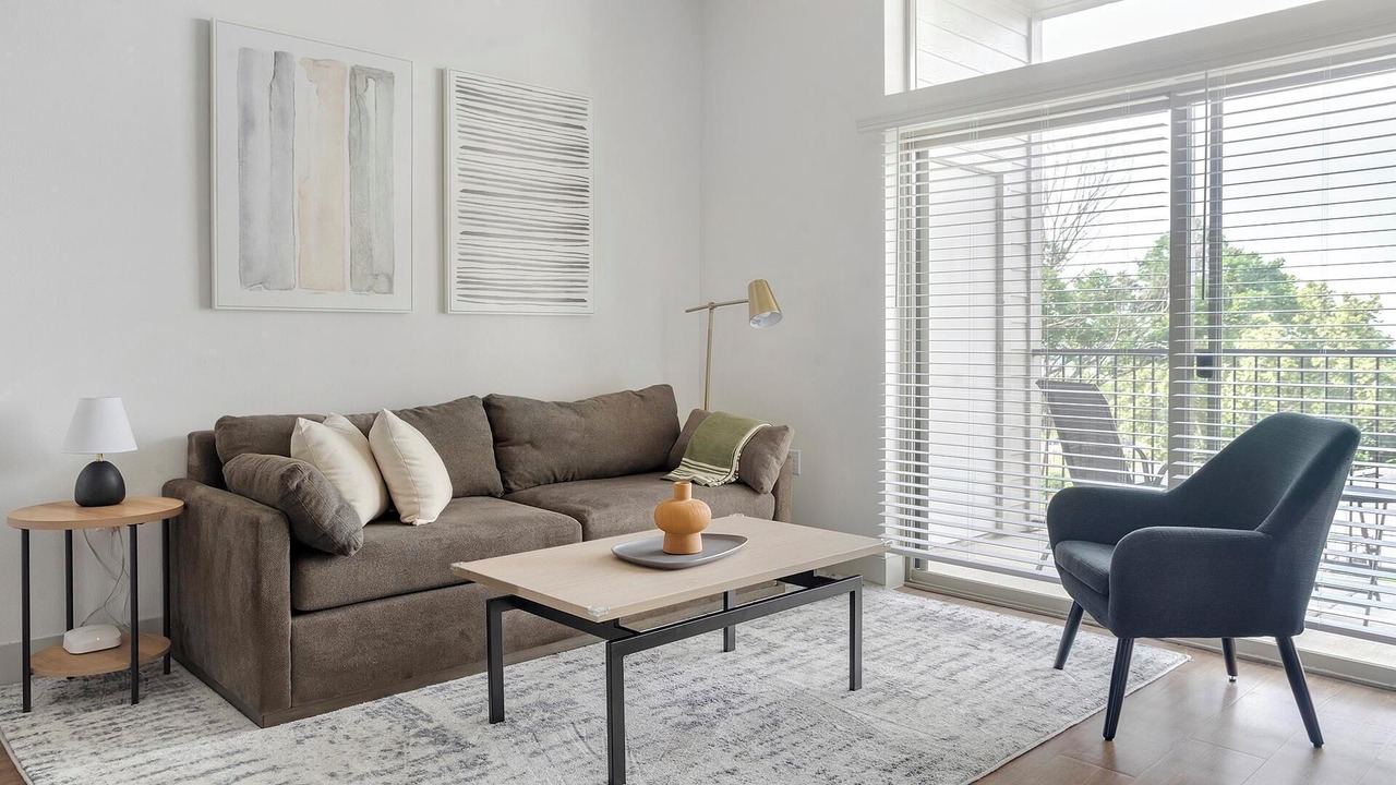 Photo of Livingroom in Montopolis