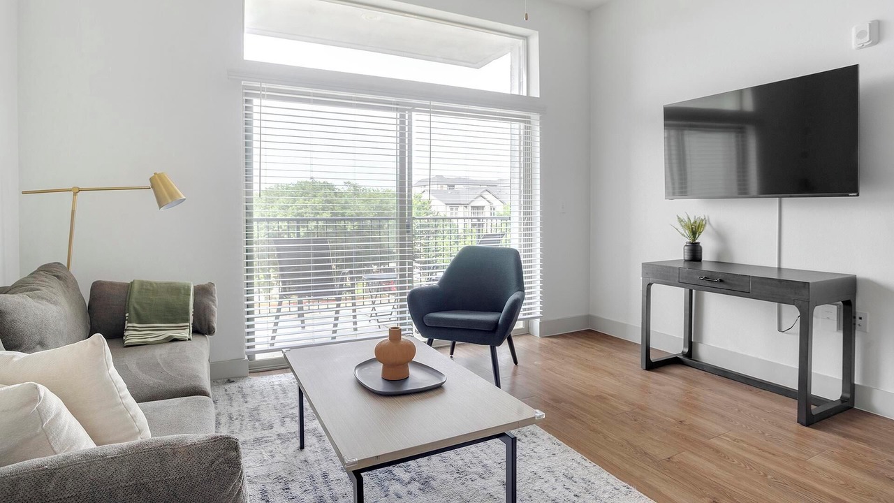 Photo of Livingroom in Montopolis