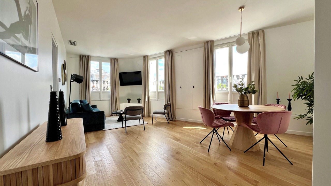 Photo of Livingroom in Strasbourg -Saint-Denis