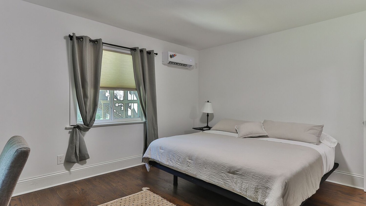 Photo of Bedroom in Conover