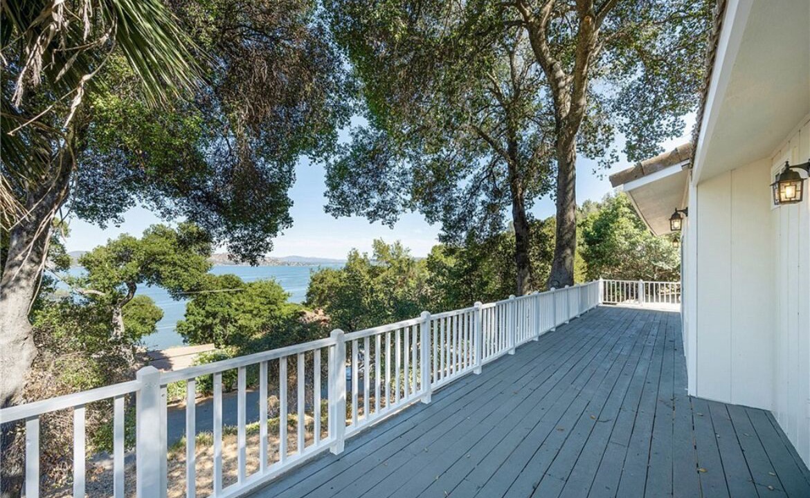 Photo of Patio Balcony in Kelseyville
