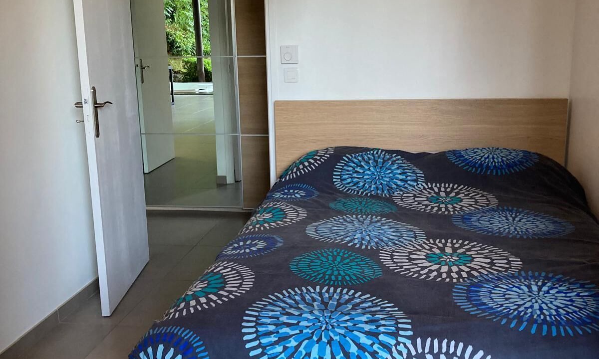 Photo of Bedroom in Biot