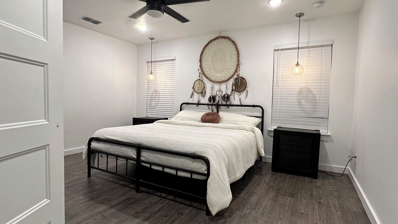 Photo of Bedroom in Garland
