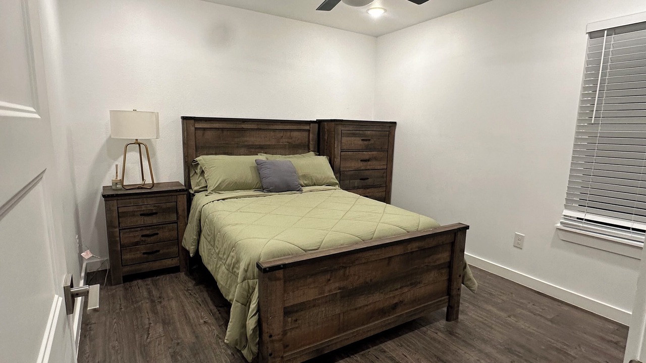 Photo of Bedroom in Garland
