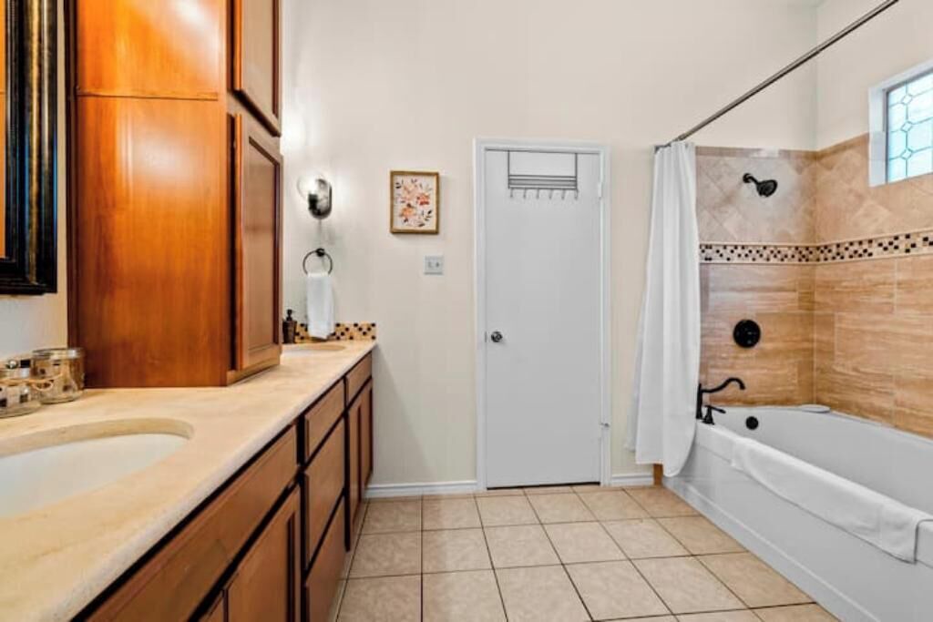 Photo of Bathroom in Wells Branch